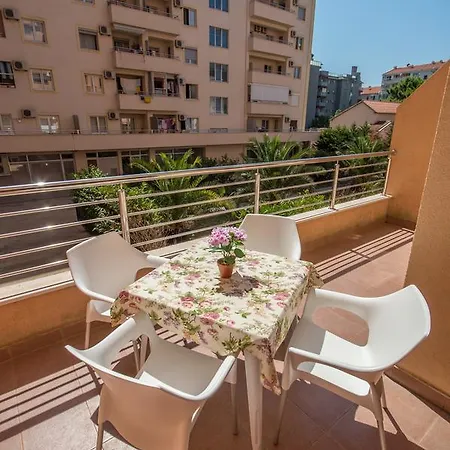 Janovic Apartment *