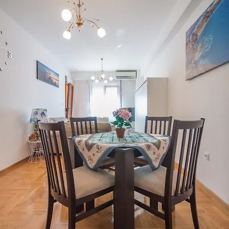 Janovic Apartment *
